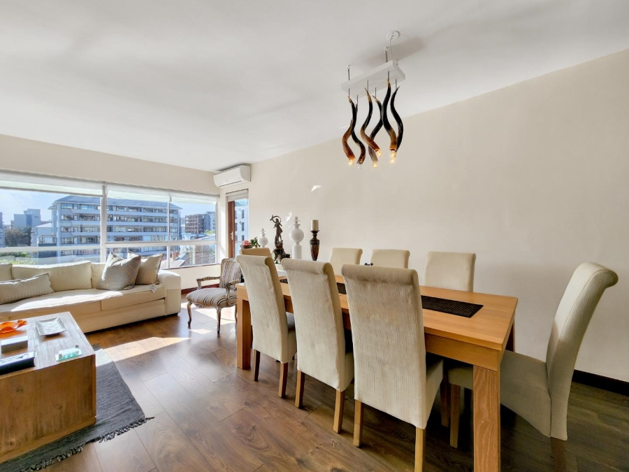 To Let 2 Bedroom Property for Rent in Sea Point Western Cape
